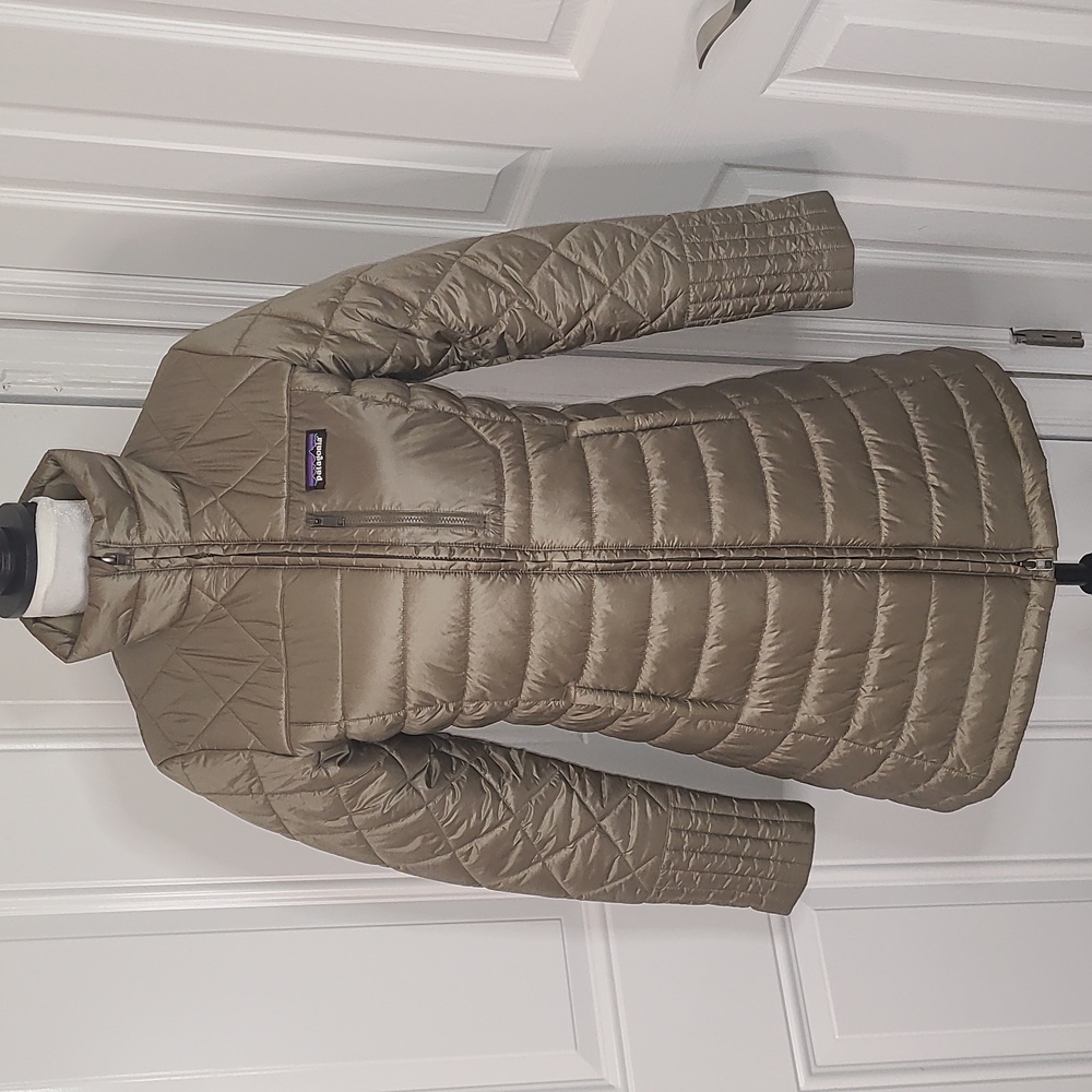 Patagonia  double zip, Insulated Parka Puffy, slim fit, womens size small